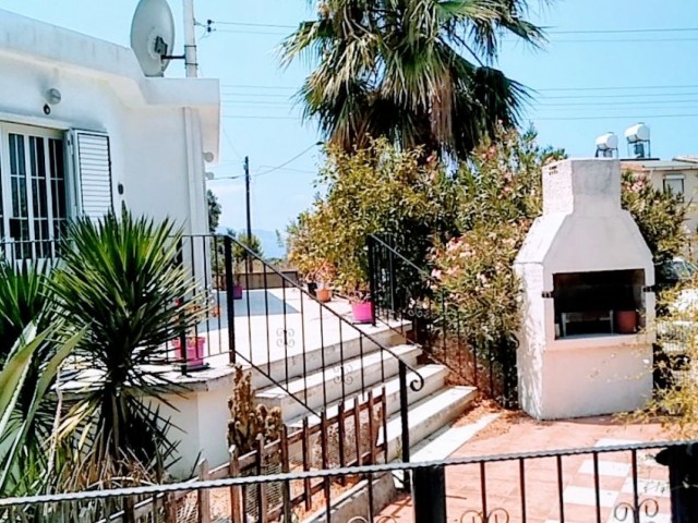 Detached House For Sale in Karşıyaka, Kyrenia