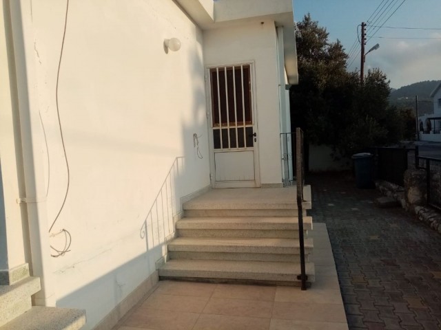 Detached House For Sale in Karşıyaka, Kyrenia