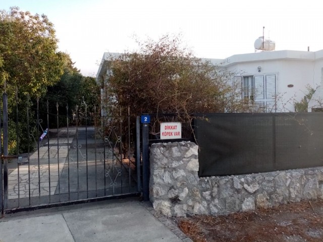 Einfamilienhaus Kaufen in Karşıyaka, Kyrenia