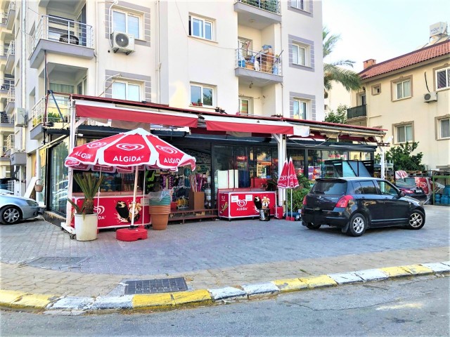 Girne'nin en güzel sokağında kiralık geniş 3+1 daire.