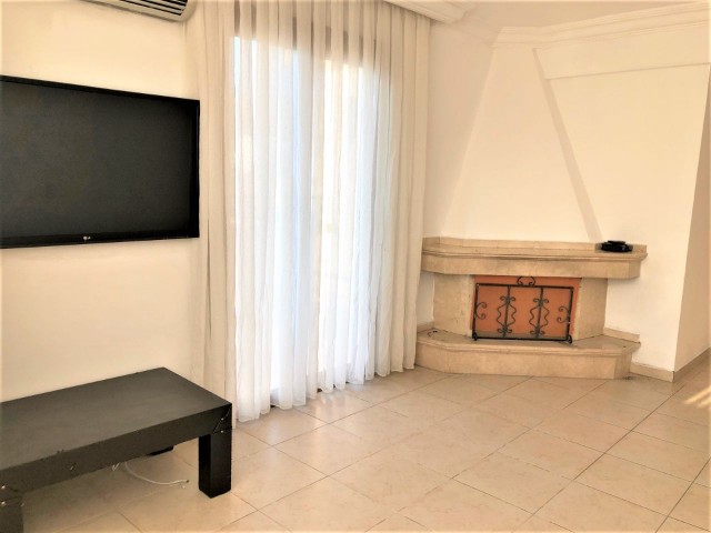 Flat To Rent in Girne Merkez, Kyrenia