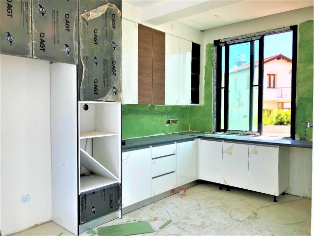 Alsancak bölgesinde sessiz ve sakin bölgede beyaz eşyalı villa