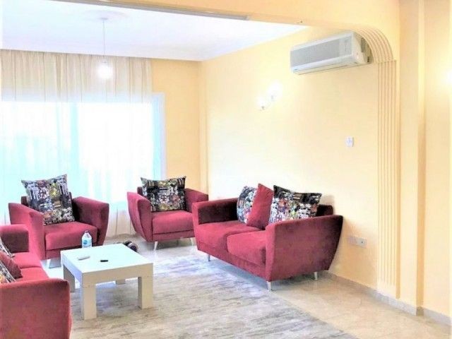 Edremit bölgesinde kiralık 5+2 villa