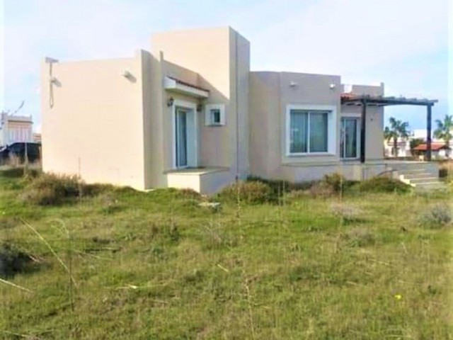 3+1 villas for sale within walking distance of the sea ** 