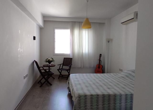 Geräumige 3-Zimmer-Wohnung im Zentrum von Kyrenia ** 