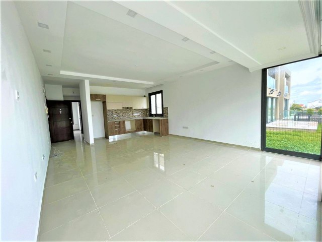 Apartments with a garden and a terrace for sale in a quiet and quiet area. ** 