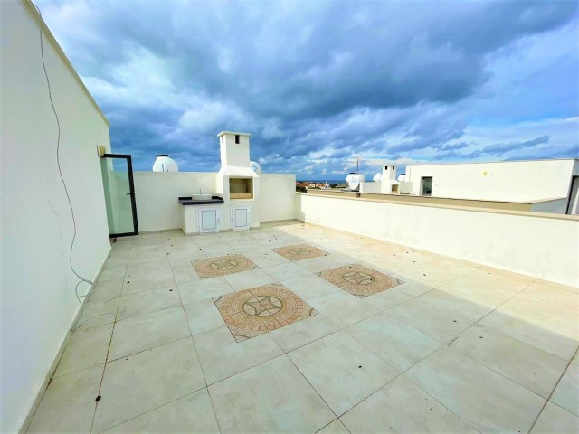 Apartments with a garden and a terrace for sale in a quiet and quiet area. ** 