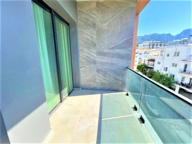 2+1 apartments ready to move to the center of Kyrenia ** 