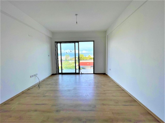 Sea view apartment in Lapta