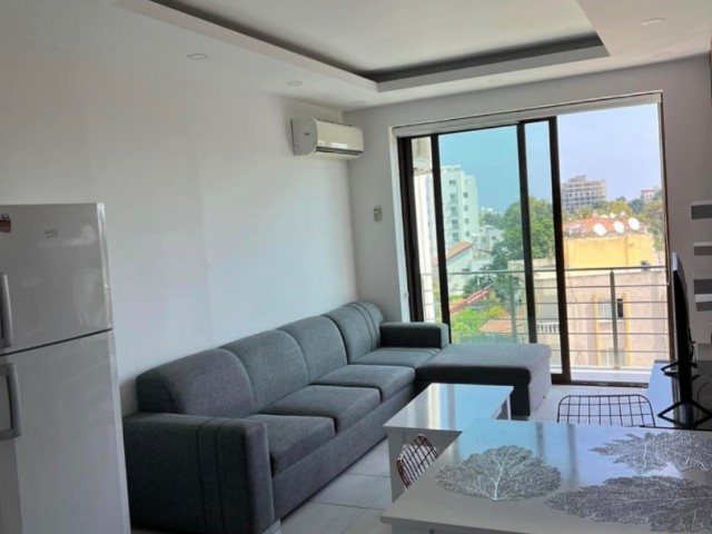 1 + 1 apartment for rent in the center of Kyrenia ** 