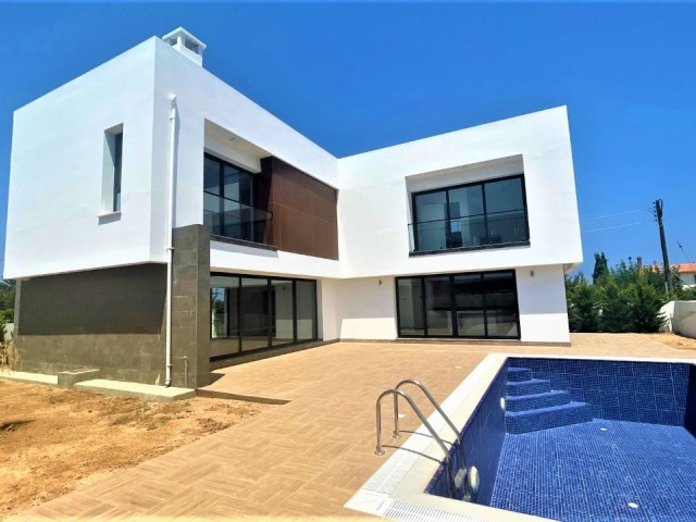 Girne/Çatalköy bölgesinde satılık lüks villa