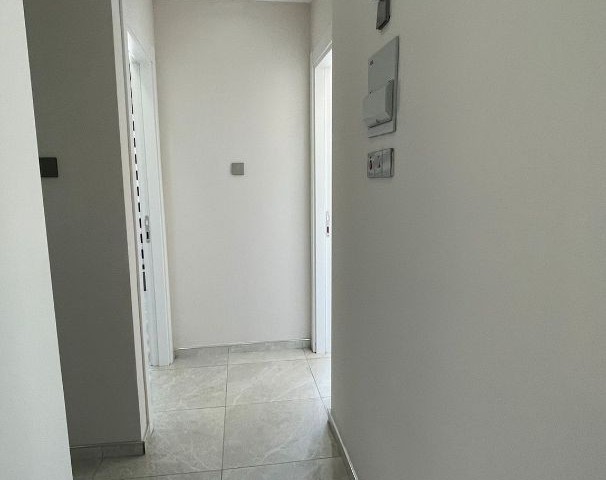 LUXUS 2+1 WOHNUNG ZU VERMIETEN IM ZENTRUM VON KYRENIA ** 