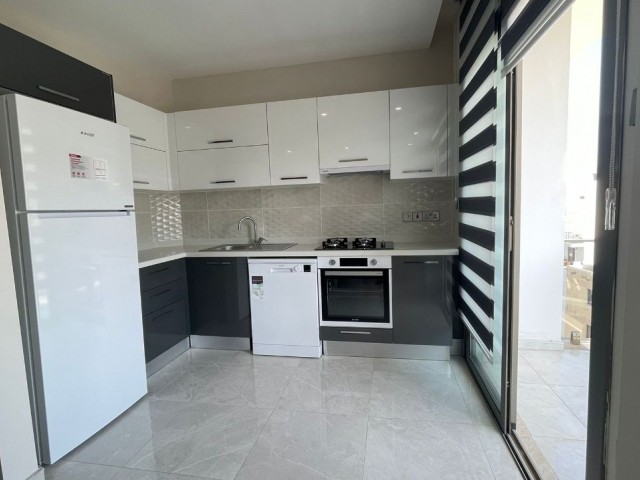 LUXURY 2 + 1 APARTMENT FOR RENT IN THE CENTER OF KYRENIA ** 