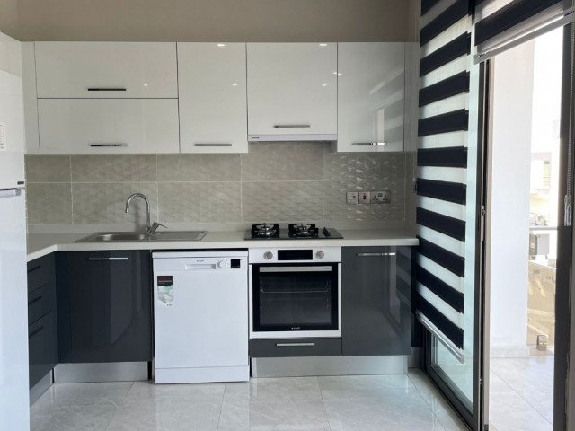 LUXURY 2 + 1 APARTMENT FOR RENT IN THE CENTER OF KYRENIA ** 