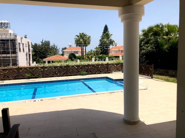 Villa with private pool for rent on Bellapais road ** 