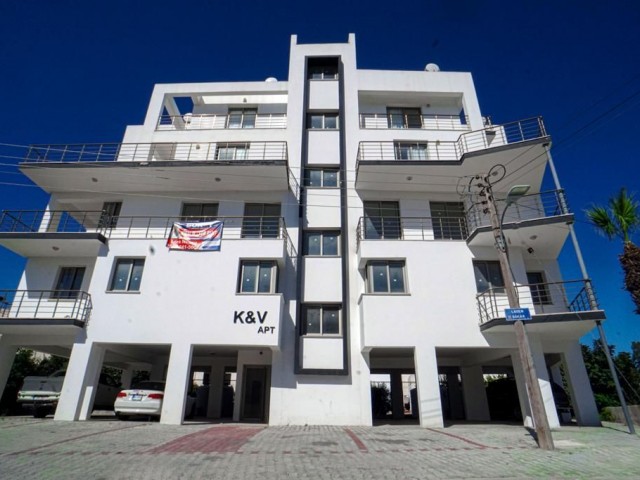 New apartments with zero furniture for rent in Gönyelide ** 