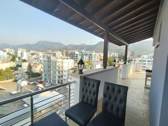 4+1 LUXURY PENTHOUSE FOR SALE / COMMERCIAL PERMIT / MAGNIFICENT VIEW IN THE CENTER OF KYRENIA!! ** 