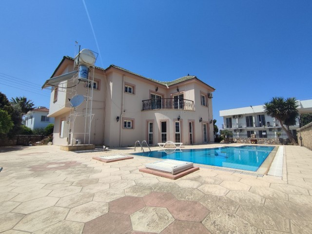 Villa For Sale in Doğanköy, Kyrenia