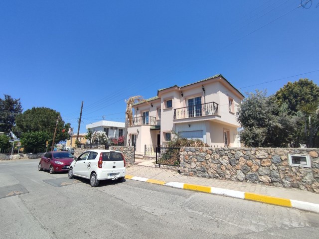 Villa For Sale in Doğanköy, Kyrenia