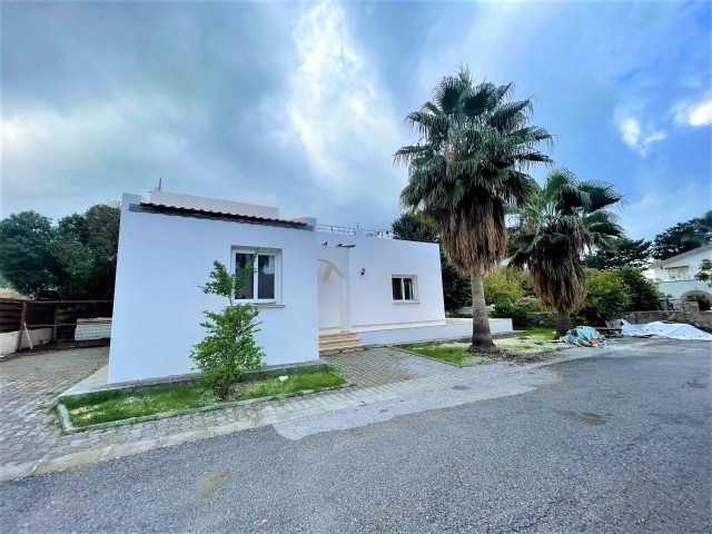 Detached House For Sale in Lapta, Kyrenia