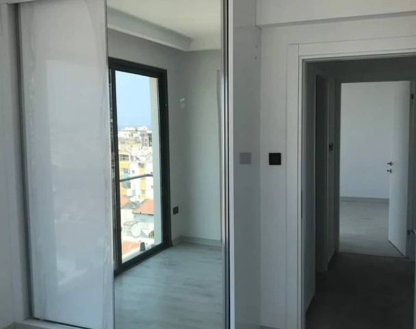 Zu verkaufen 2+1 Wohnung in Kyrenia Zentrum