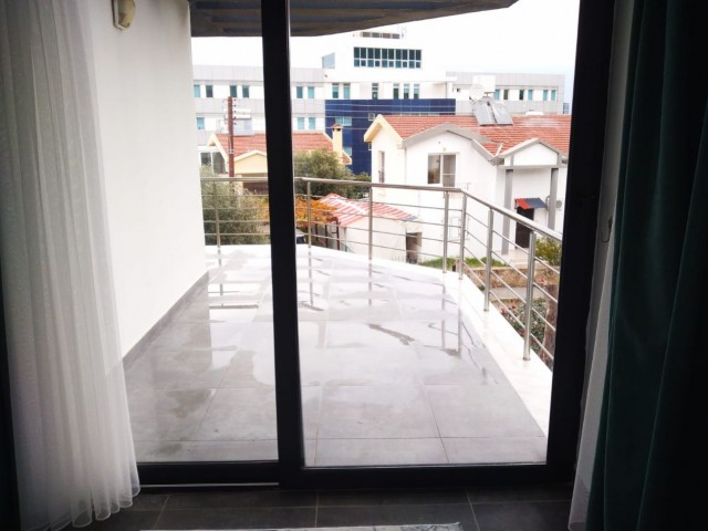 VILLA FOR RENT IN KYRENIA KARAOĞLANOĞLU GAU WALKING DISTANCE