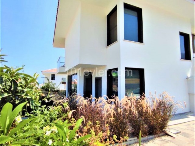 3+1 Luxury Villa for Sale in Alsancak District