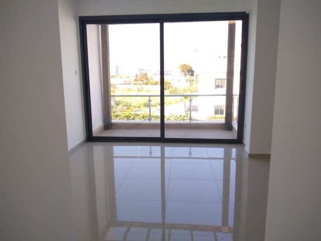 READY TO MOVE IN 1+1 APARTMENTS IN ALSANCAK  