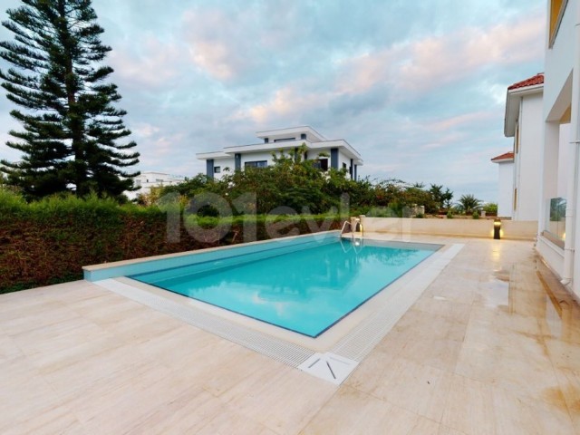 VILLA FOR SALE IN GİRNE ALSANCAK WALKING DISTANCE TO THE SEA