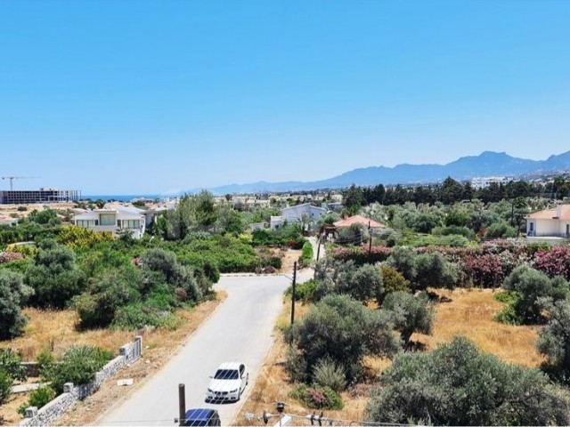 Girne Alsancak'ta Deniz ve Dağ Manzaralı Taşınmaya Hazır 2+1 Daire