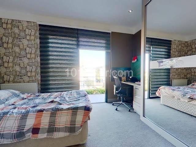 Prächtige 4+2 Luxusvilla mit türkischer Besitzurkunde in Catalkoy, Kyrenia