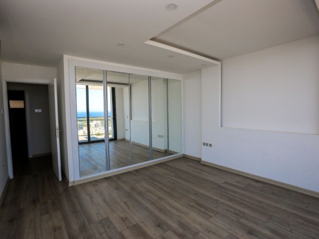 Vollständig möblierte 3+1 Luxus-Duplex-Wohnung zum Verkauf in Kyrenia Centre