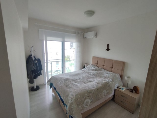 Komplett möbliertes, luxuriöses 3+1-Duplex-Penthouse zum Verkauf im Zentrum von Kyrenia