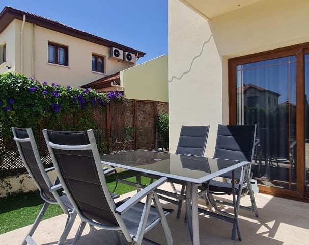 4+1 Villa zu vermieten in Alsancak, Gehentfernung zum Strand