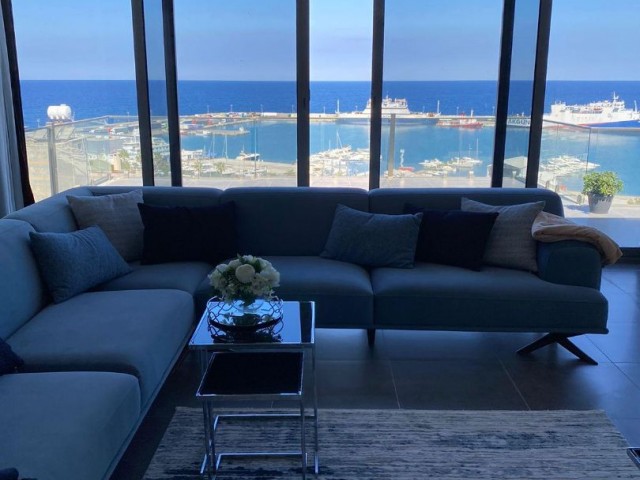 3+1 Penthouse zu vermieten mit einzigartigem Meerblick im Zentrum von Kyrenia am Meer