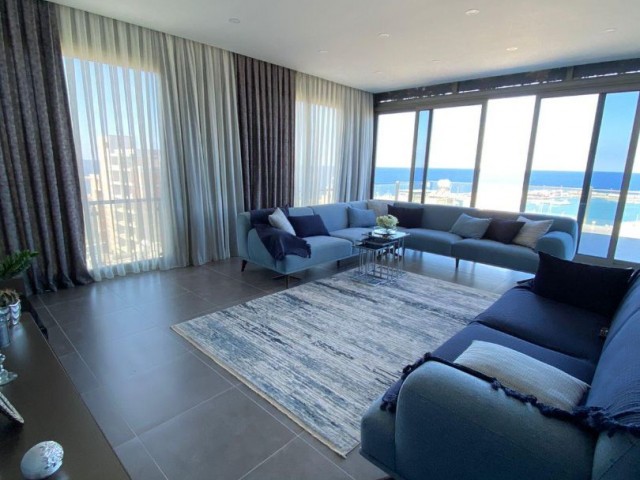 3+1 Penthouse zu vermieten mit einzigartigem Meerblick im Zentrum von Kyrenia am Meer