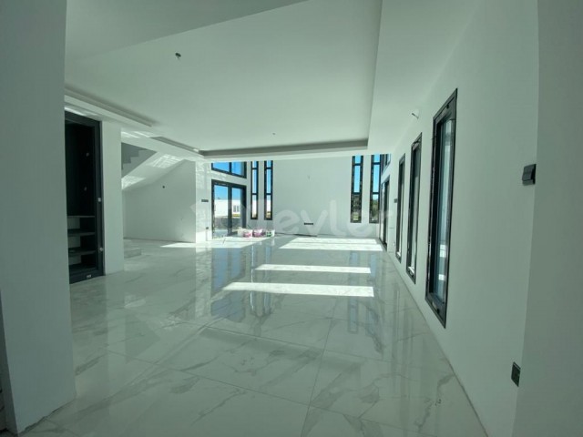 3+1 Luxury Villa for Sale in Karşıyaka, Kyrenia