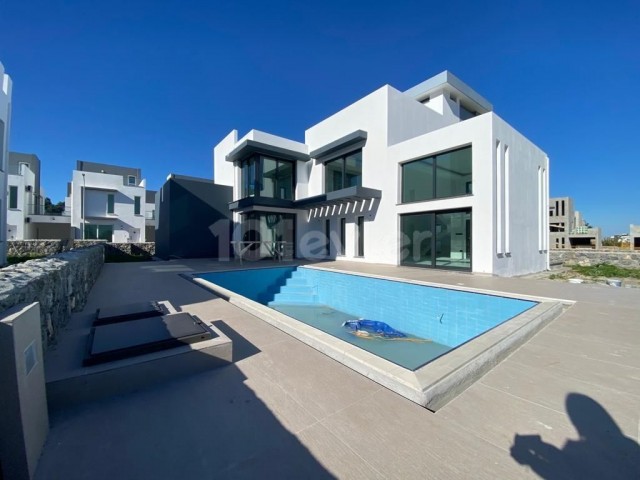 3+1 Luxury Villa for Sale in Karşıyaka, Kyrenia