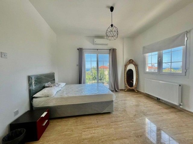 4+1 LUXURY VILLA WITH POOL FOR SALE IN BELLAPAIS, KYRENIA