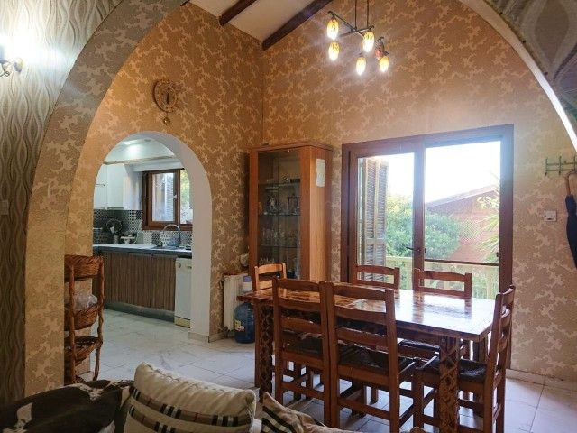 VILLA MIT 4+1 GELEGENHEITEN ZUM VERKAUF IN GIRNE YWŞİLTEPE PREIS REDUZIERT