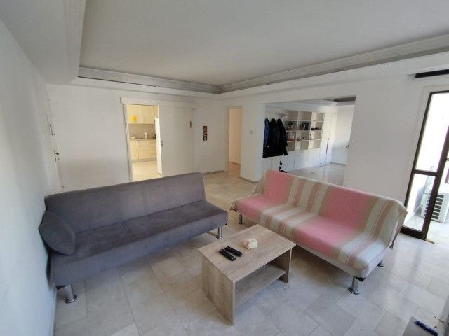 3+1 FURNISHED FLAT FOR SALE IN KYRENIA CENTER