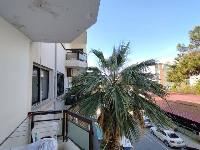 3+1 FURNISHED FLAT FOR SALE IN KYRENIA CENTER