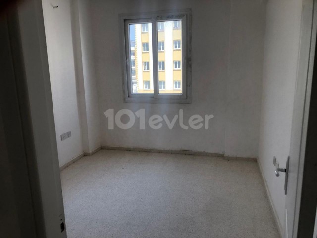 3+1 Flat for Rent in Kyrenia Bosphorus