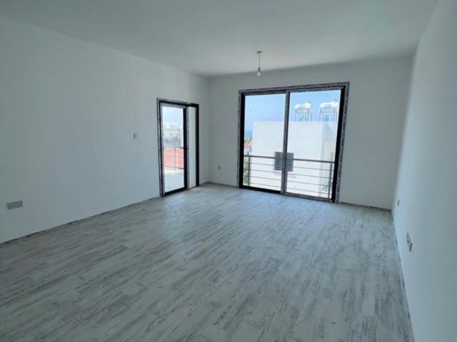 آپارتمان جدید 3+1 برای فروش در لاپتا گیرنه