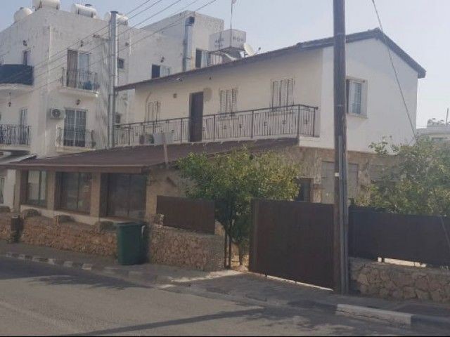 SHOP AND HOUSE FOR SALE IN ALSANCAK