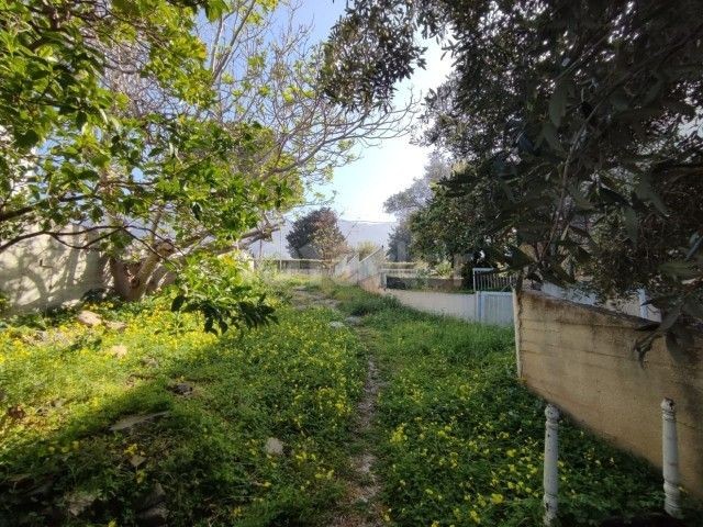 GRUNDSTÜCK MIT ERSTAUNLICHEM MEERBLICK IN GIRNE EDREMIT