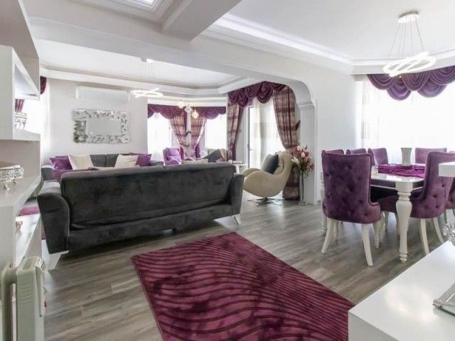 4+1 PENTHOUSE WITH SHARED POOL IN KYRENIA CENTER URGENT SALE (SUPER PRICE)