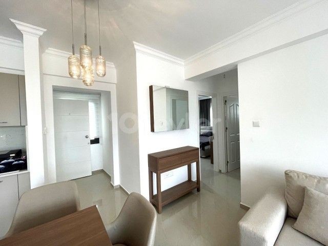 GİRNE ALSANCAK'TA HAVUZLU LUX SİTEDE SATILIK 2+1 ÇATI TERASLI PENTHOUSE