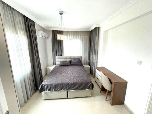 GİRNE ALSANCAK'TA HAVUZLU LUX SİTEDE SATILIK 2+1 ÇATI TERASLI PENTHOUSE