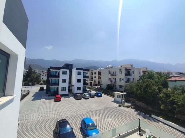 GİRNE ALSANCAK'TA SATILIK ORTAK HAVUZLU 3+1 DAİRE